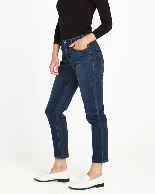 Betty Basics Wynona Curve Jeans