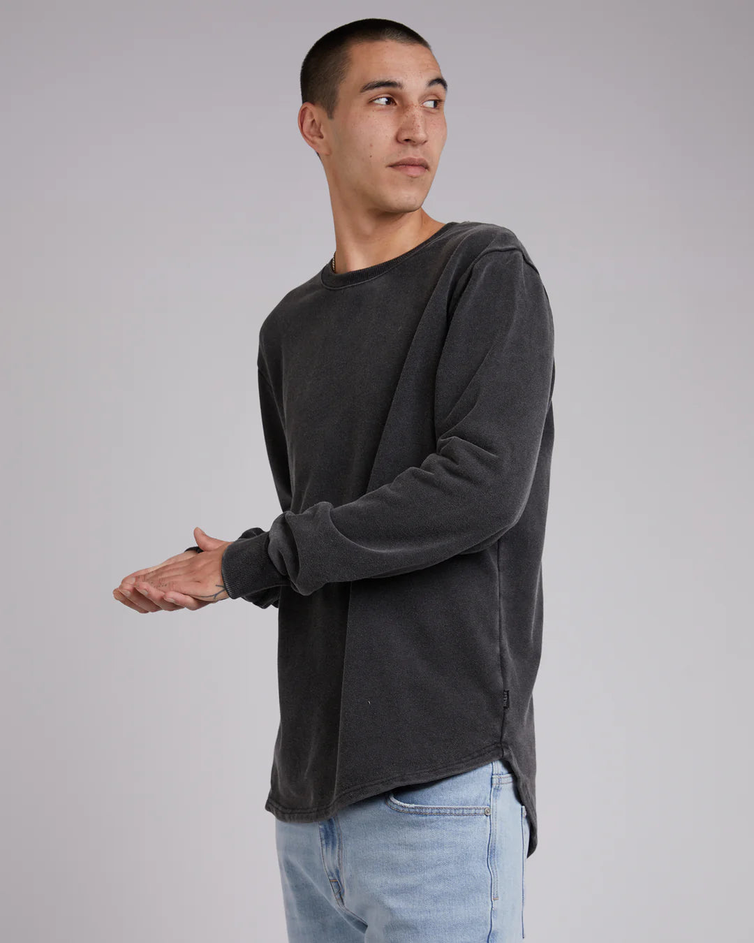 Silent Theory Mens Curved Hem Crew