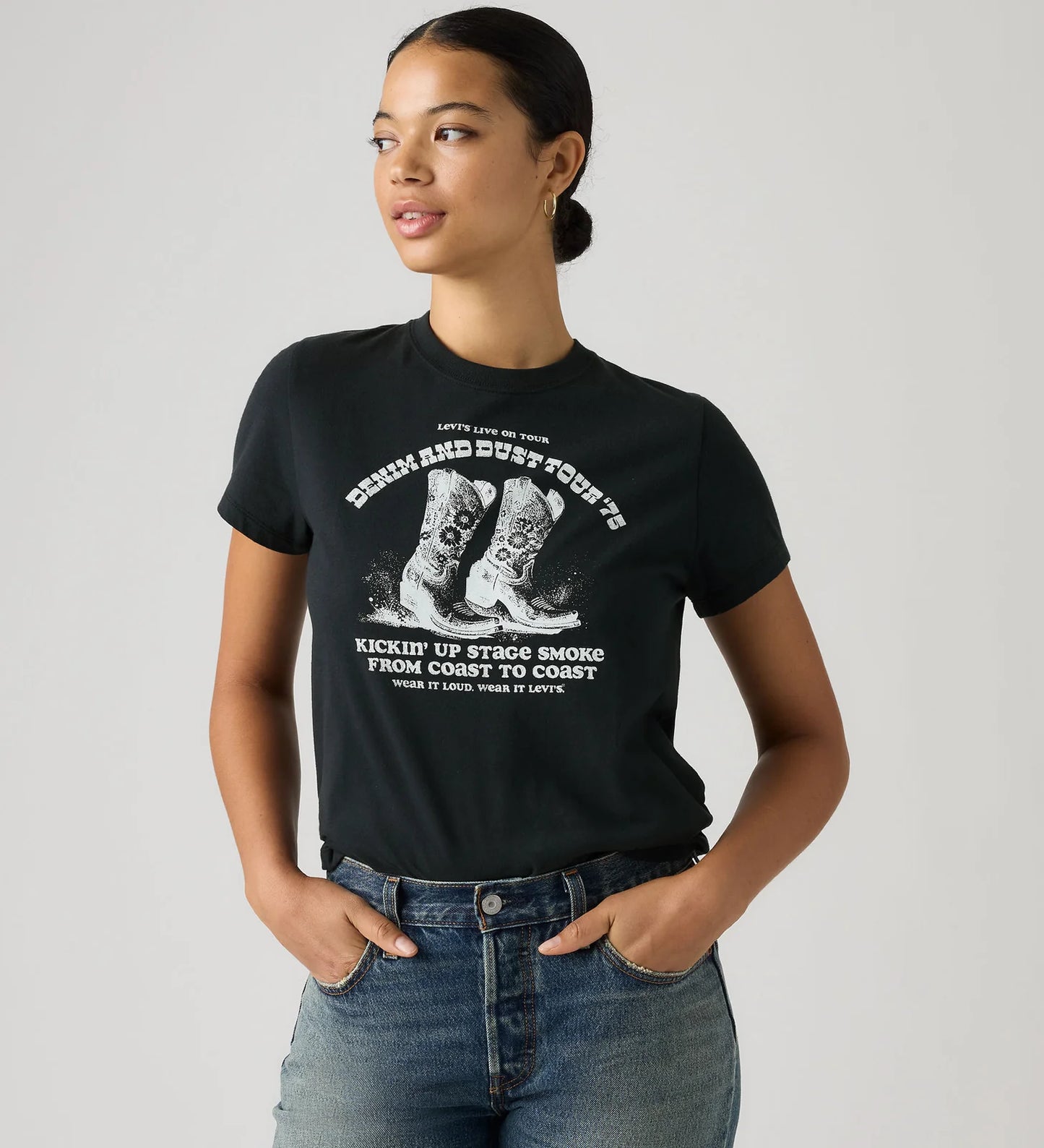 Levi's® Women's Graphic Favorite Tee